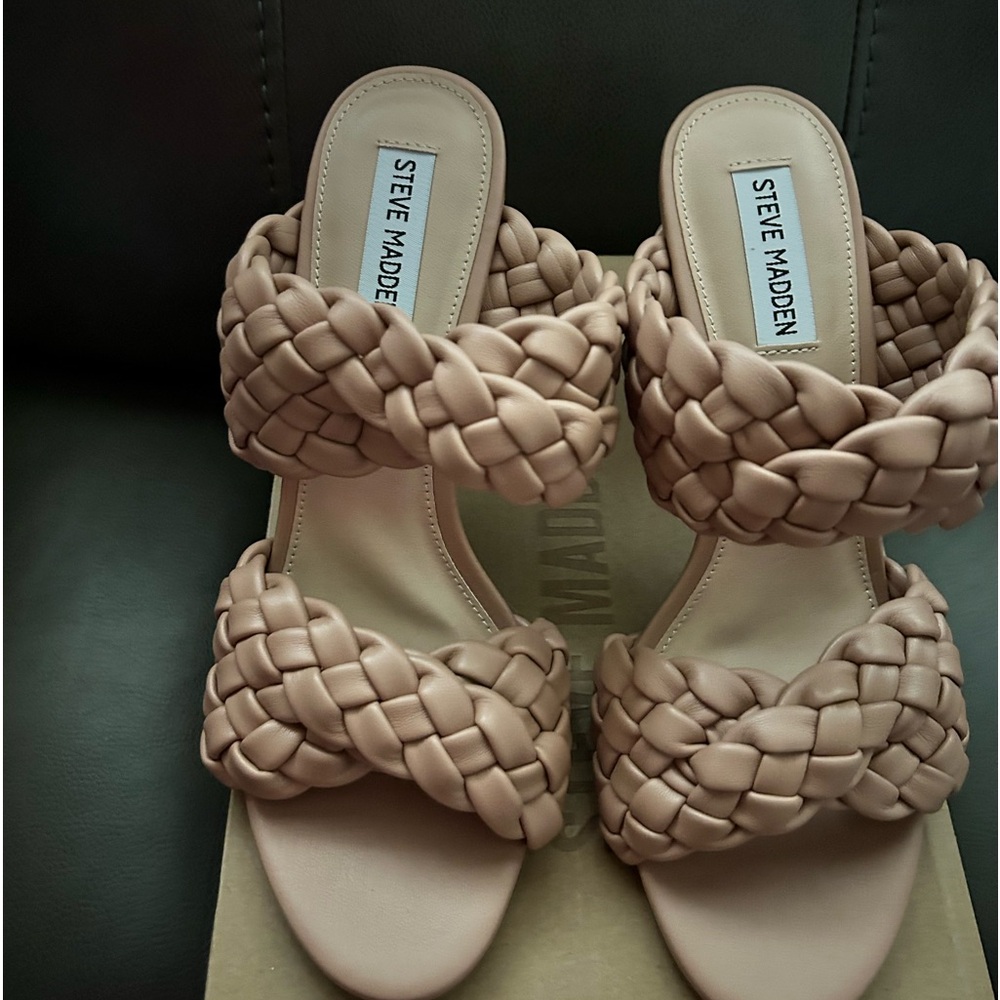 NIB Steve Madden twisted braided sandal